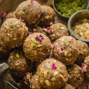 GOND LADDU